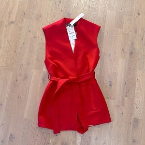 Sleeveless Zara blazer